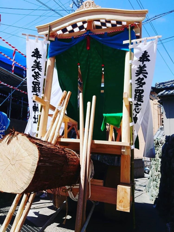 美多羅志神社が20年に1度の遷宮 御木曳の様子